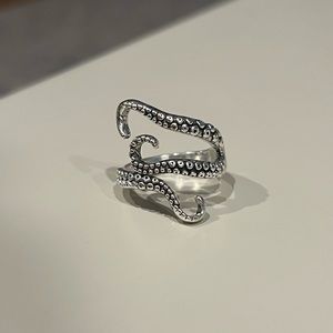 adjustable serpent ring